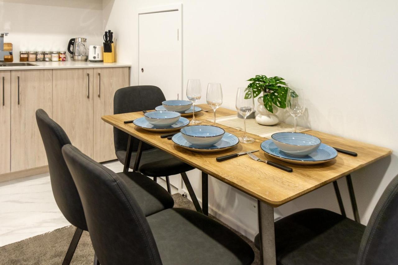 Modern City Living By Latimer Square, Cathedral Apartment Christchurch Ngoại thất bức ảnh