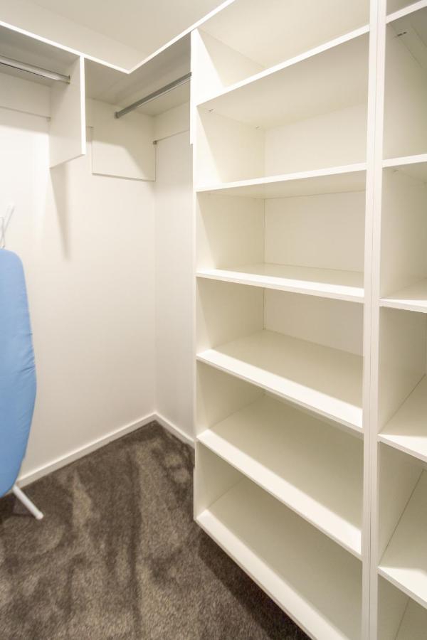 Modern City Living By Latimer Square, Cathedral Apartment Christchurch Ngoại thất bức ảnh